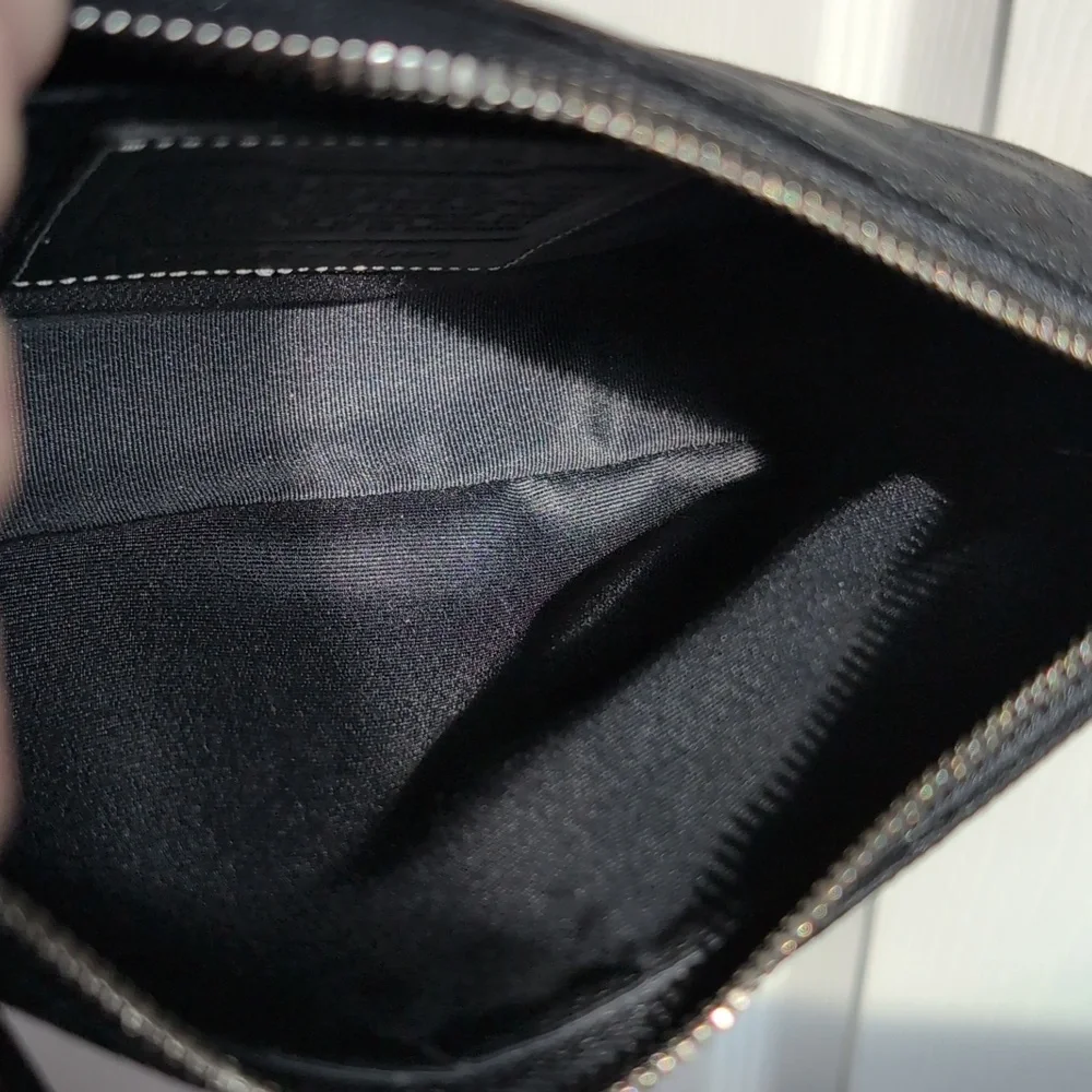 Coach Vintage Black Canvas and Leather Demi - Picture 12 of 16